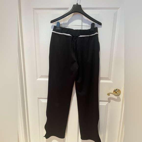 Nike Dri-fit women’s joggers - Picture 3 of 4